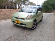 Toyota Passo 2004 Green for sale