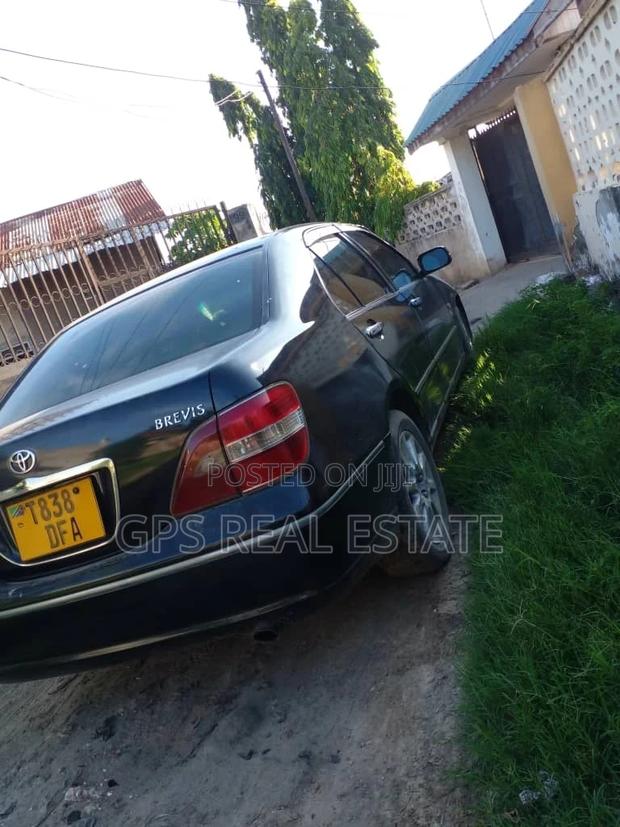 Toyota Brevis 2004 Black