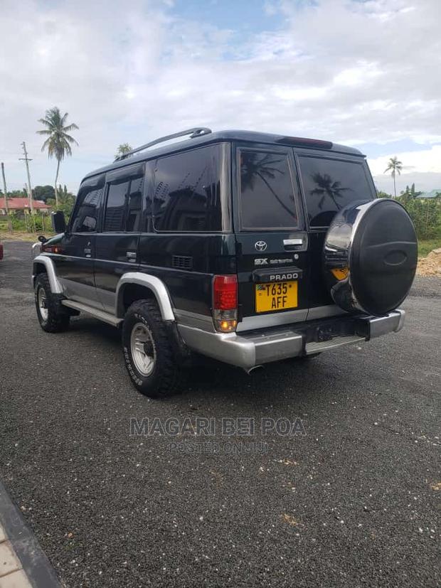 Toyota Land Cruiser Prado 2005 Black