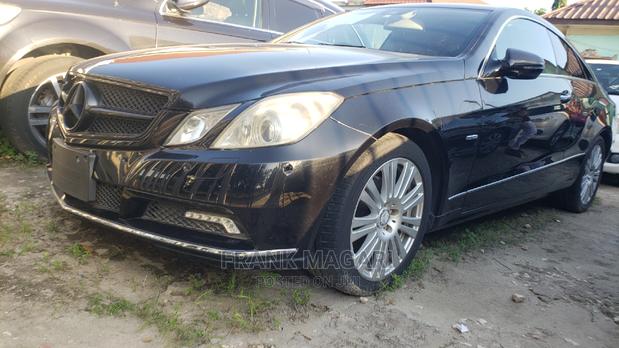 Mercedes-Benz E250 2007 Black