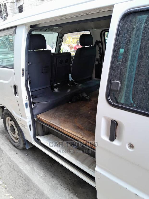 Mazda Bongo 2002 White
