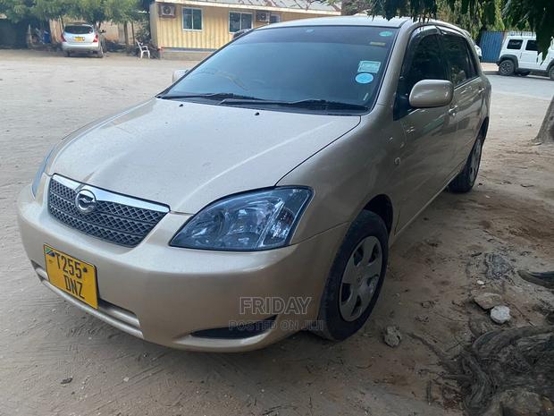 Toyota Corolla RunX 1.5 X FWD 2004 Gold