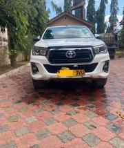 Toyota Hilux 2019 White for sale