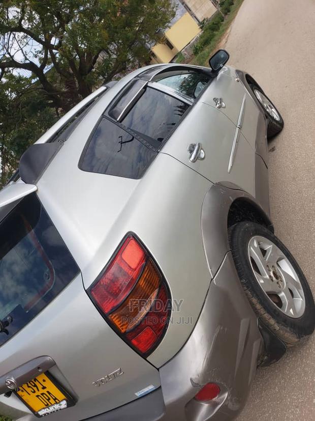 Toyota Voltz 2004 Silver