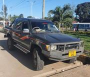 Toyota Hilux 2001 Black for sale