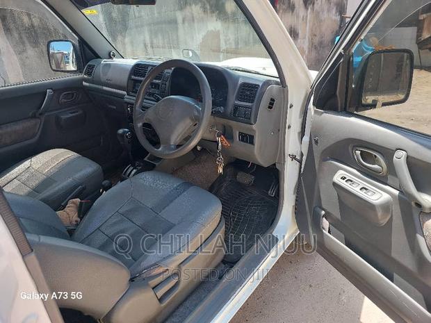 Suzuki Jimny 2004 Silver
