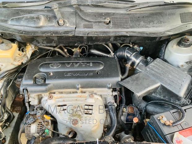 Toyota Harrier 2001 Silver