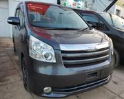 Toyota Noah 2005 Gray for sale
