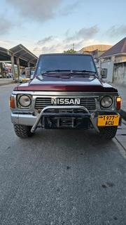 Nissan Patrol 2000 Brown for sale