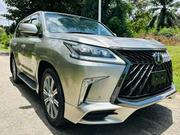 Lexus LX 570 (5 seats) AWD 2017 Gold for sale