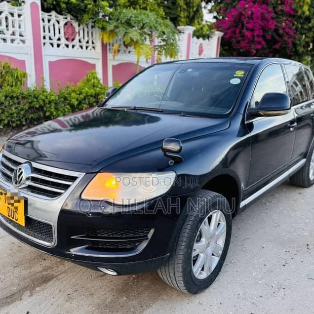 Volkswagen Touareg 2010 Black