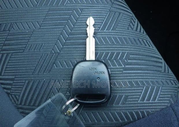 Toyota Kluger 2000 Black
