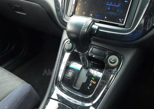 Toyota Kluger 2000 Black