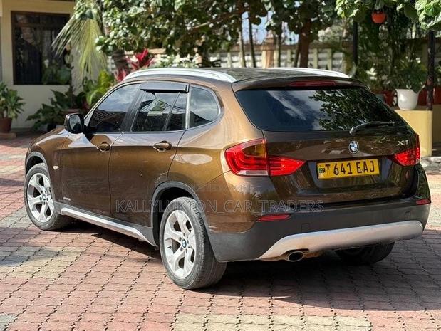 BMW X1 2017 Brown
