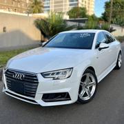 Audi A4 2.0T Premium AWD quattro 2017 White for sale