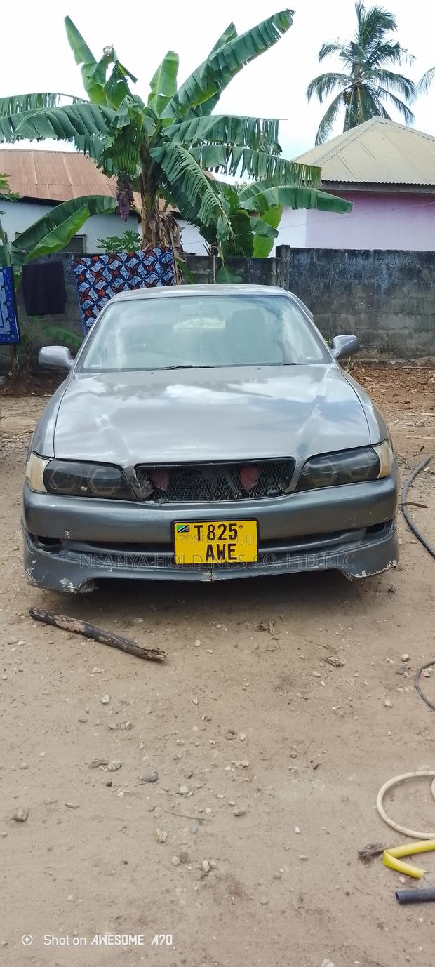 Toyota Chaser 1998 Gray