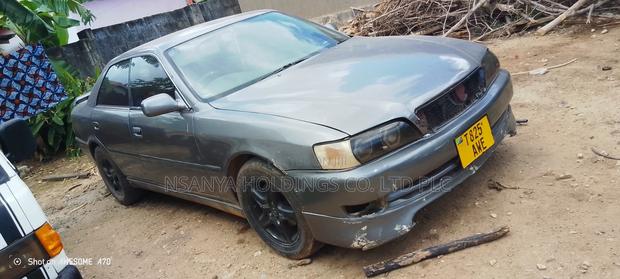 Toyota Chaser 1998 Gray