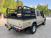 Toyota Land Cruiser 2019 Gold for sale