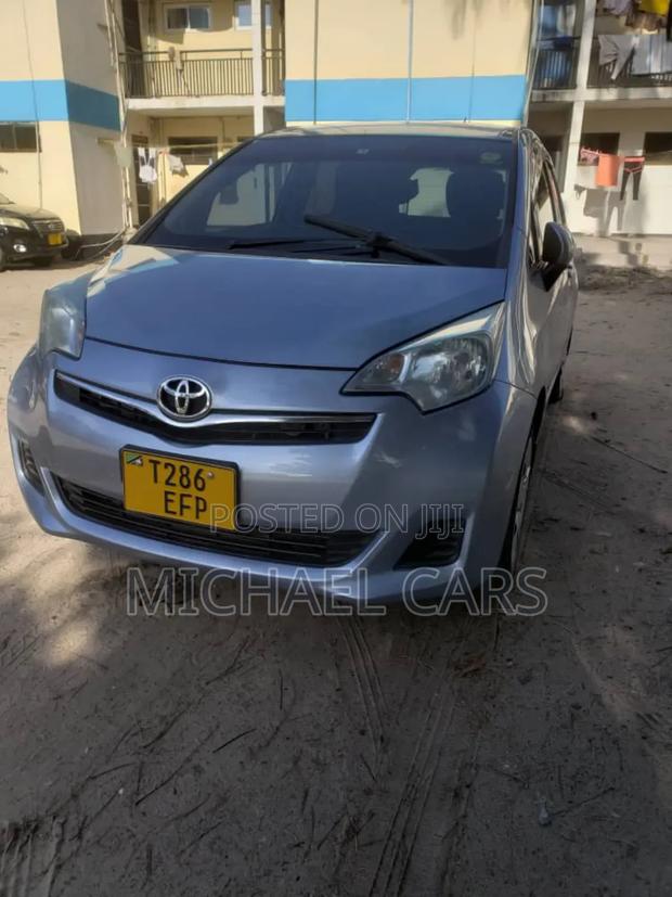 Toyota Ractis 1.3 FWD 2008 Blue