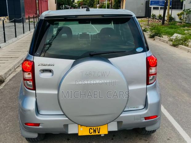 Toyota Rush 1.5 AWD 2008 Silver