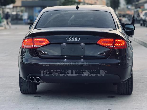 Audi A4 2.0T Premium Quattro 2010 Black