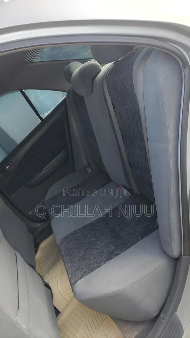Toyota Carina 2000 Silver