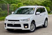 Mitsubishi Outlander 2011 White for sale