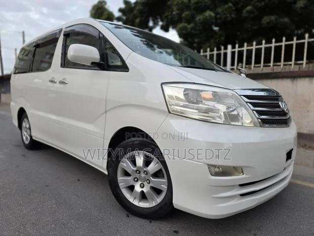 Toyota Alphard 2006 Off white