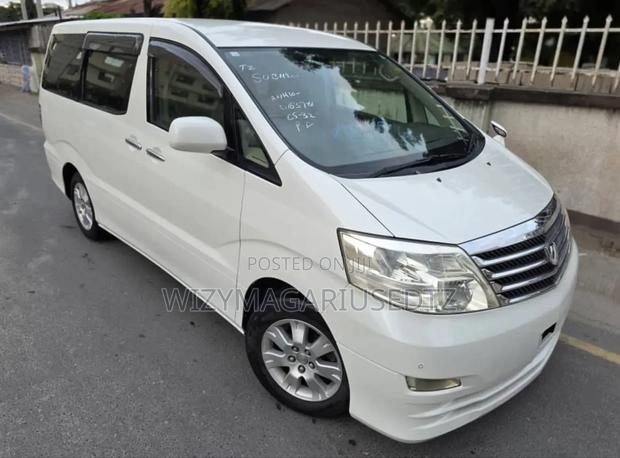 Toyota Alphard 2006 Off white