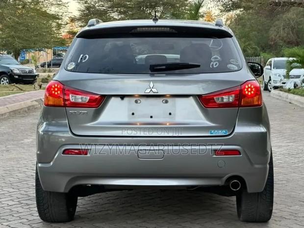 Mitsubishi RVR 2010 Gray