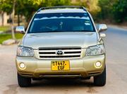 Toyota Kluger 2003 Gold for sale