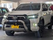 Toyota Hilux 2019 White for sale