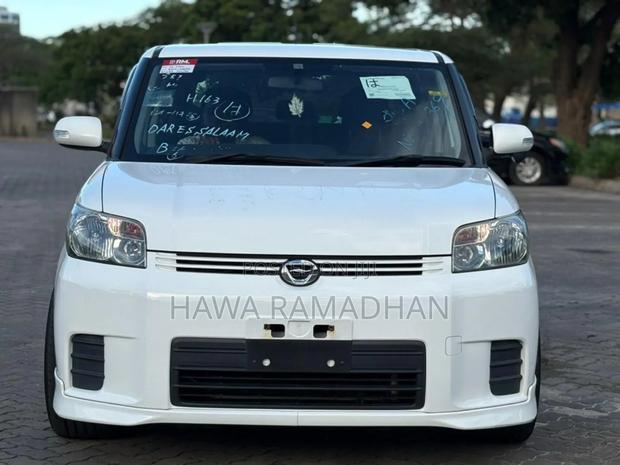 Toyota Corolla Rumion 2008 White