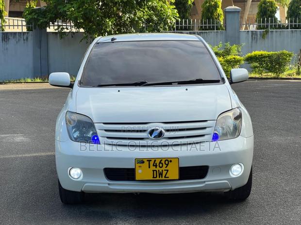 Toyota IST 2006 White