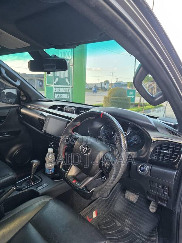 Toyota Hilux Revo Double Cab Deisel 2.4 RWD 2021 Gray