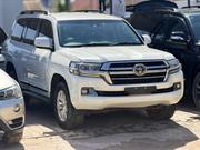 Toyota Land Cruiser 2019 White for sale