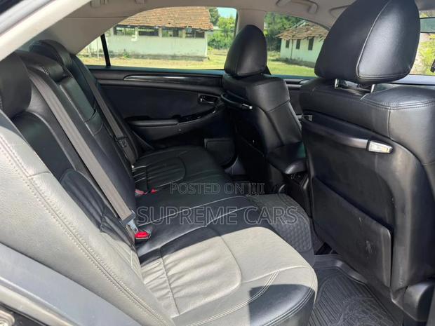 Toyota Crown 2007 Black