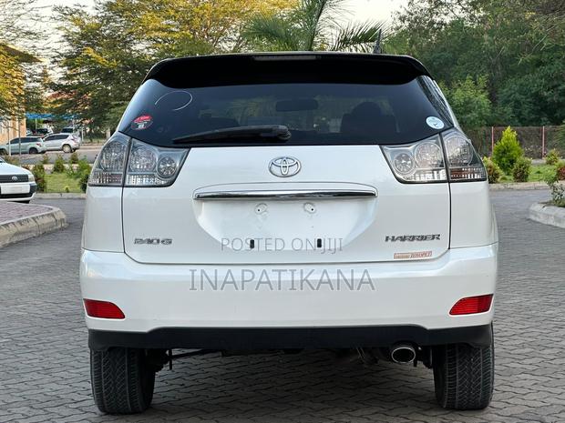 Toyota Harrier 2004 Pearl
