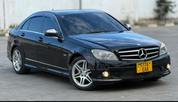 Mercedes-Benz C-Class 2009 Black
