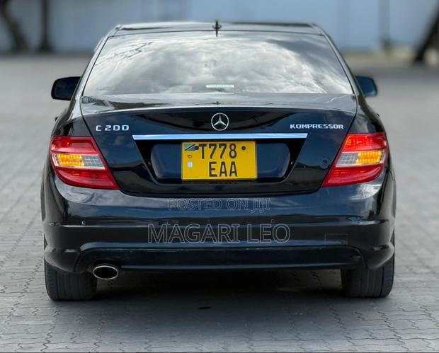 Mercedes-Benz C-Class 2009 Black