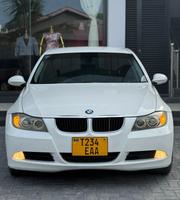 BMW 3 Series 320i RWD 2009 White for sale