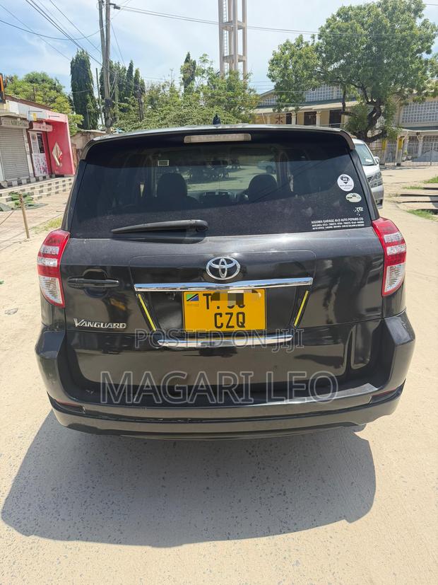 Toyota Vanguard 2008 Black