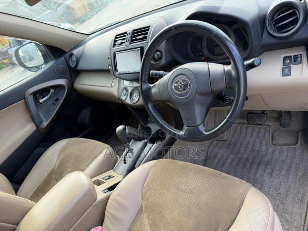 Toyota Vanguard 2009 Black