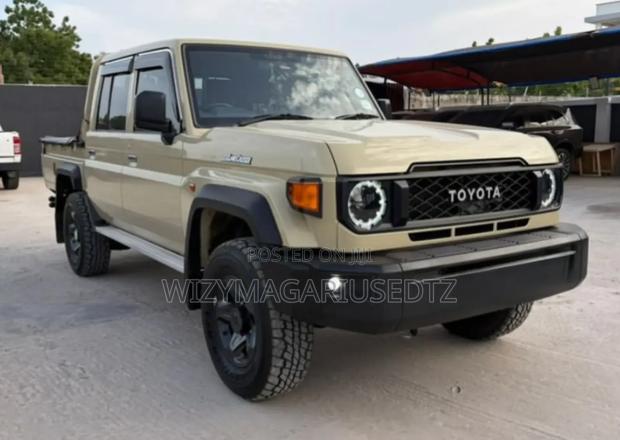New Toyota Land Cruiser 79 Series 2025 Beige