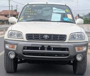 Toyota RAV4 1996 White for sale