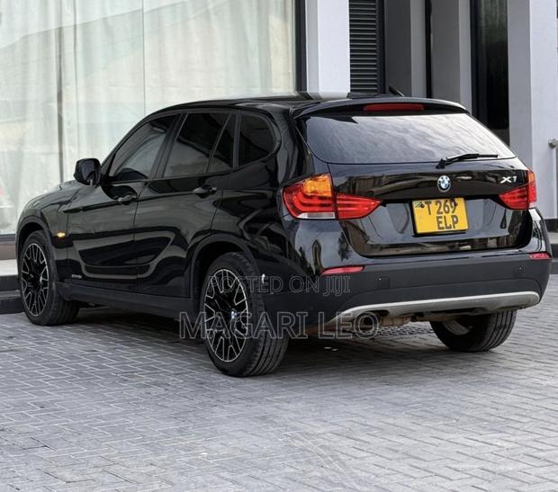 BMW X1 2011 Black