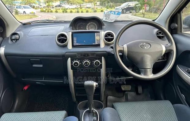 Toyota IST 2007 Black
