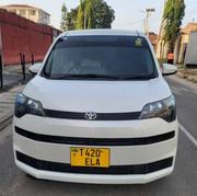 Toyota Spade 2012 White for sale