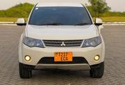 Mitsubishi Outlander 2006 White for sale