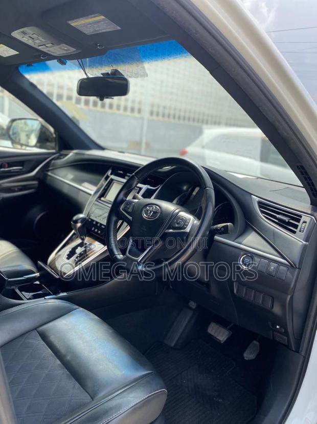 Toyota Harrier 2014 White